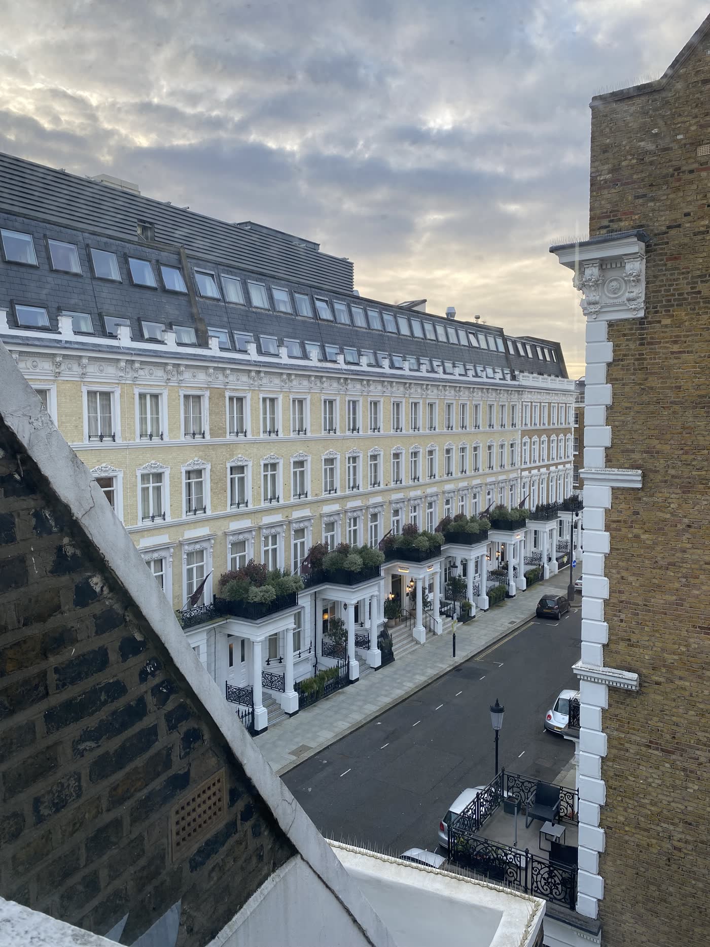 Earls Court studio refurbishment